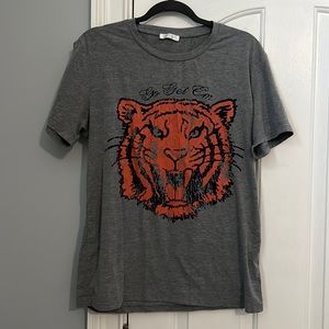 Tiger Tee